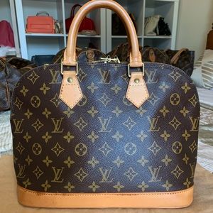 Authentic Louis Vuitton Alma Pm